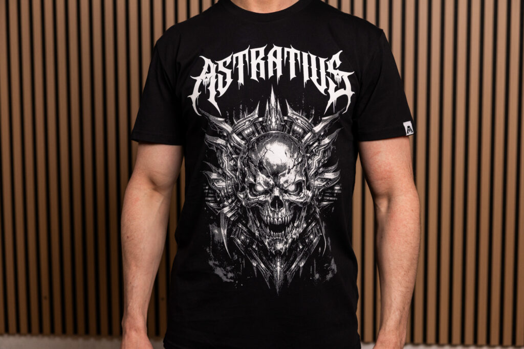 Mortis Tee